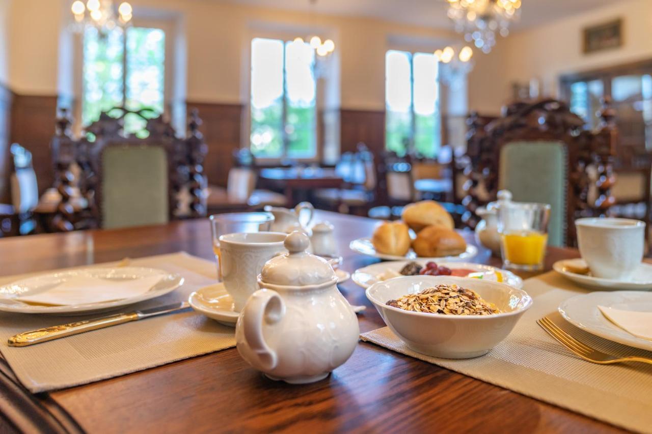 ברודנבאך Romantisches Hotel Zur Post מראה חיצוני תמונה